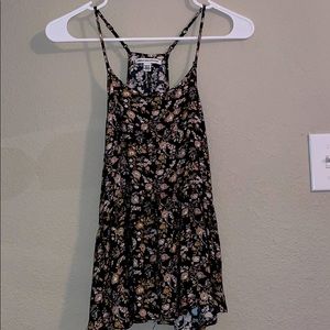 Floral print tank top!
